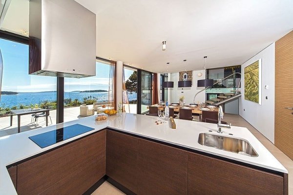 014-golden-rays-villa-3-primoten