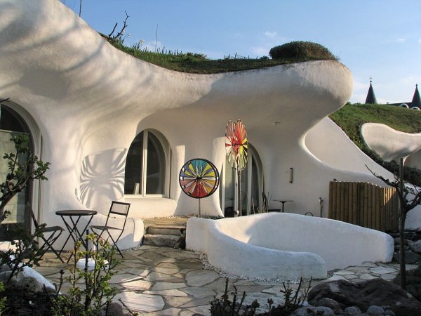 1024px-Dietikon_-_Lättenstrasse_Erdhaus_Peter_Vetsch_IMG_6126