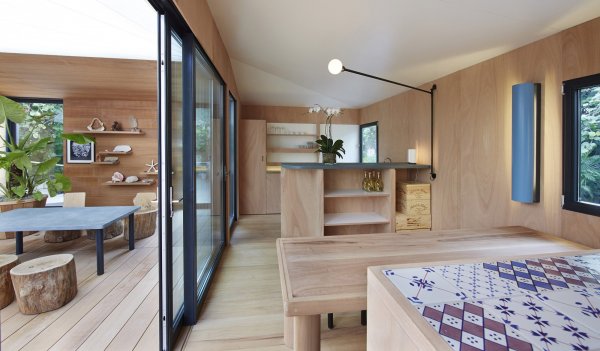 52d69027e8e44e526900013c_louis-vuitton-builds-charlotte-perriand-s-1934-miami-beach-house_0013_lv_13_12_02_miami_ch_perriand