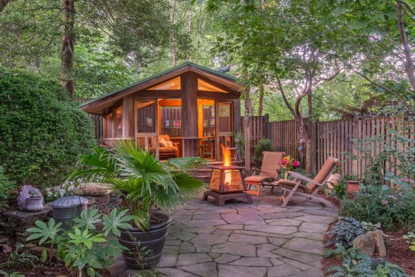 Cathy Carr, APLD Landscape Architects & Landscape Designers