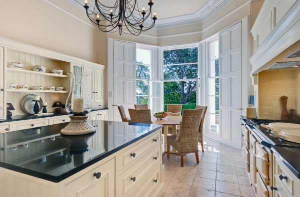 Colin Cadle Photography Photo Styling: Jan Cadle