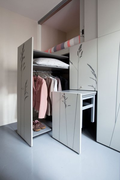 Compact-Apartment-In-Paris-by-Kitoko-Studio-14