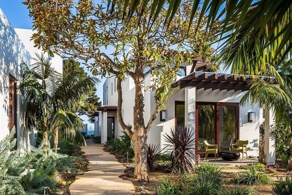 003-booth-beach-residence-neumann-mendro-andrulaitis