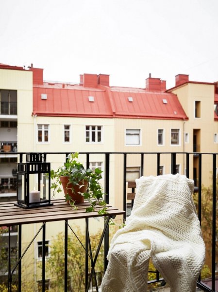 Attic-Apartment-in-Vasastan-02-850x1134