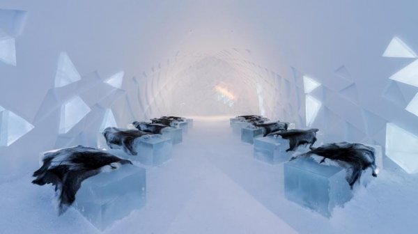007-ice-hotel-yngve-bergqvist