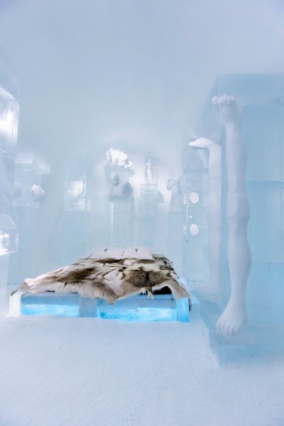 013-ice-hotel-yngve-bergqvist
