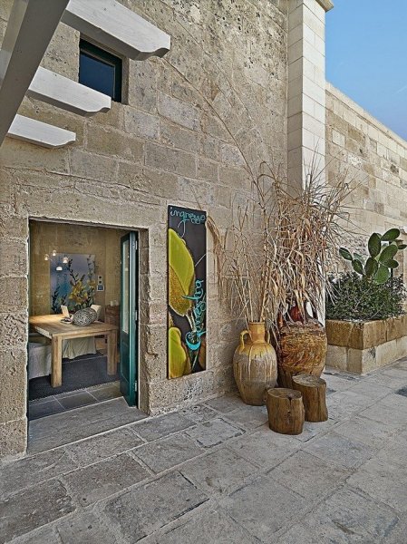 relais_masseria_capasa_luxus_szalloda_olasz_modern_lakberendezes_5