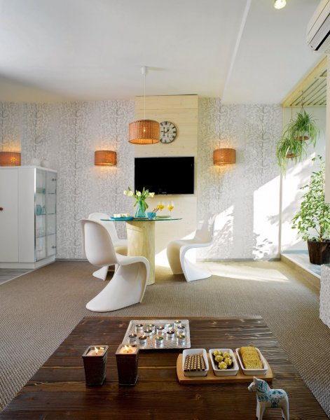 415442_383096901722241_871400652_o