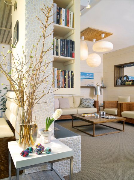 467759_381109345254330_1080211856_o