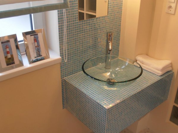 471597_379283175436947_802667473_o