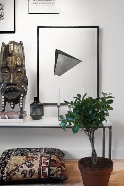 Cozy-One-Bedroom-Apartment-in-Stockholm-03